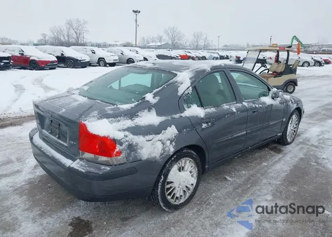 2004 Volvo S60 2.5T from USA, damaged, VIN YV1RS59V642326676